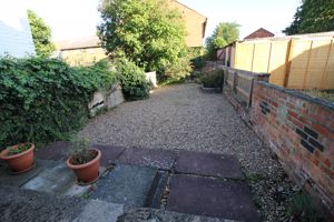 Rear courtyard garden- click for photo gallery